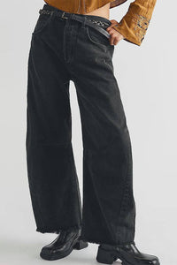 White barrel raw hem jeans